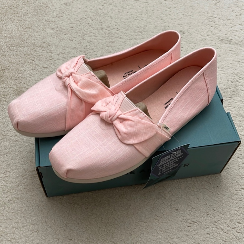 Toms Classic, Spanish Villa Crosshatch Linen /Bow 8.5